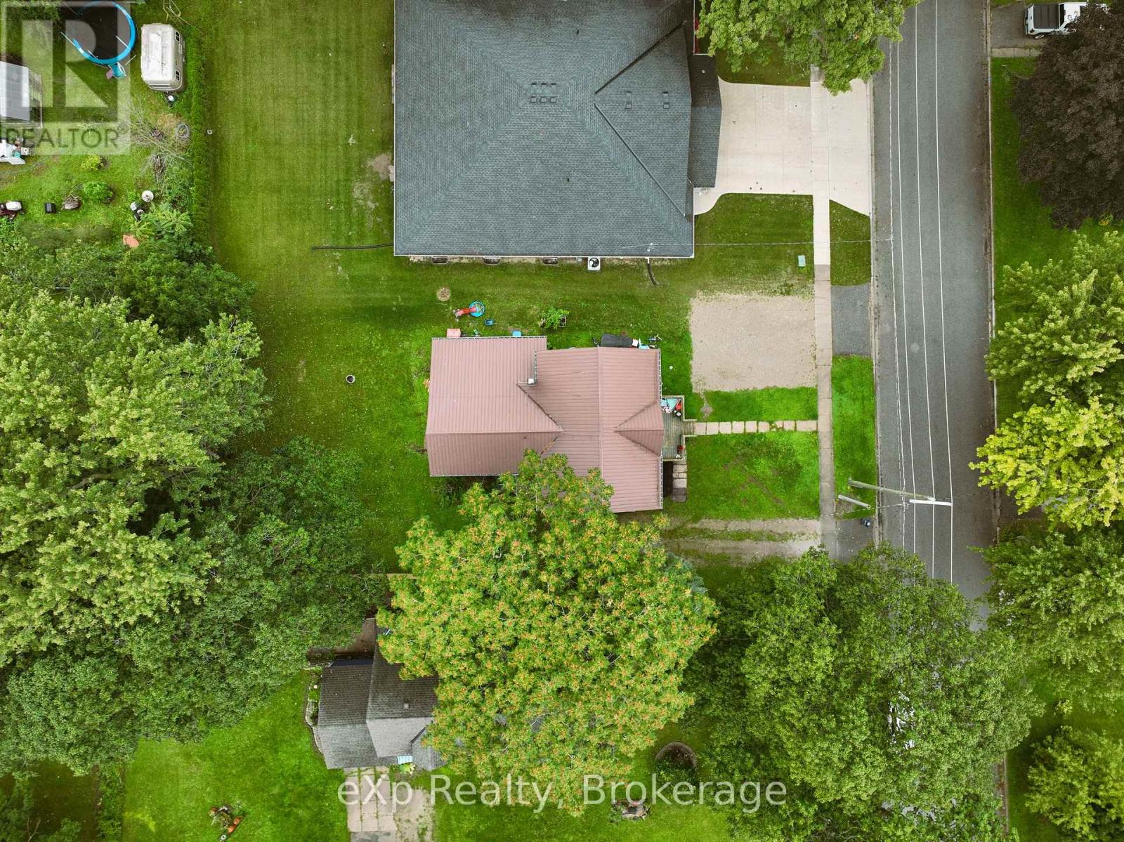 67 Railway Street, Huron East, Ontario  N0K 1W0 - Photo 30 - X13812256