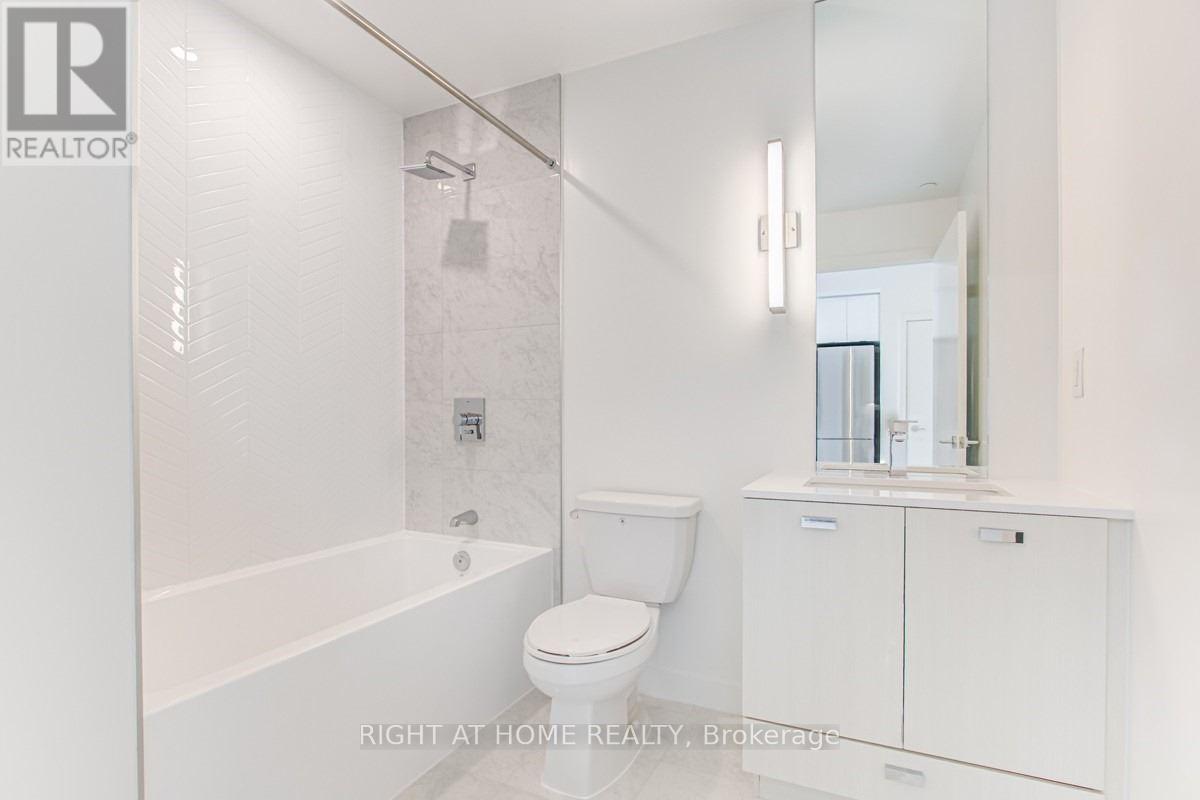 403 - 10 De Boers Drive, Toronto, Ontario  M3J 0L6 - Photo 13 - W13812252