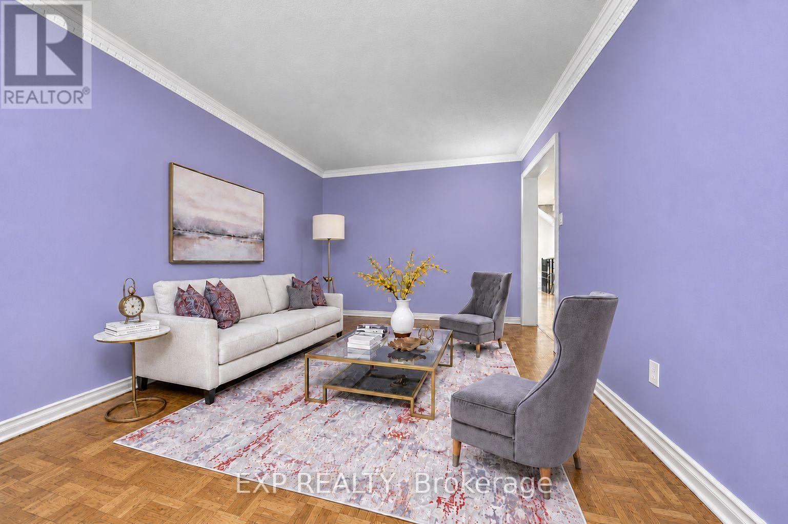19 Springbrook Drive, Richmond Hill, Ontario  L4B 3R9 - Photo 3 - N13805062