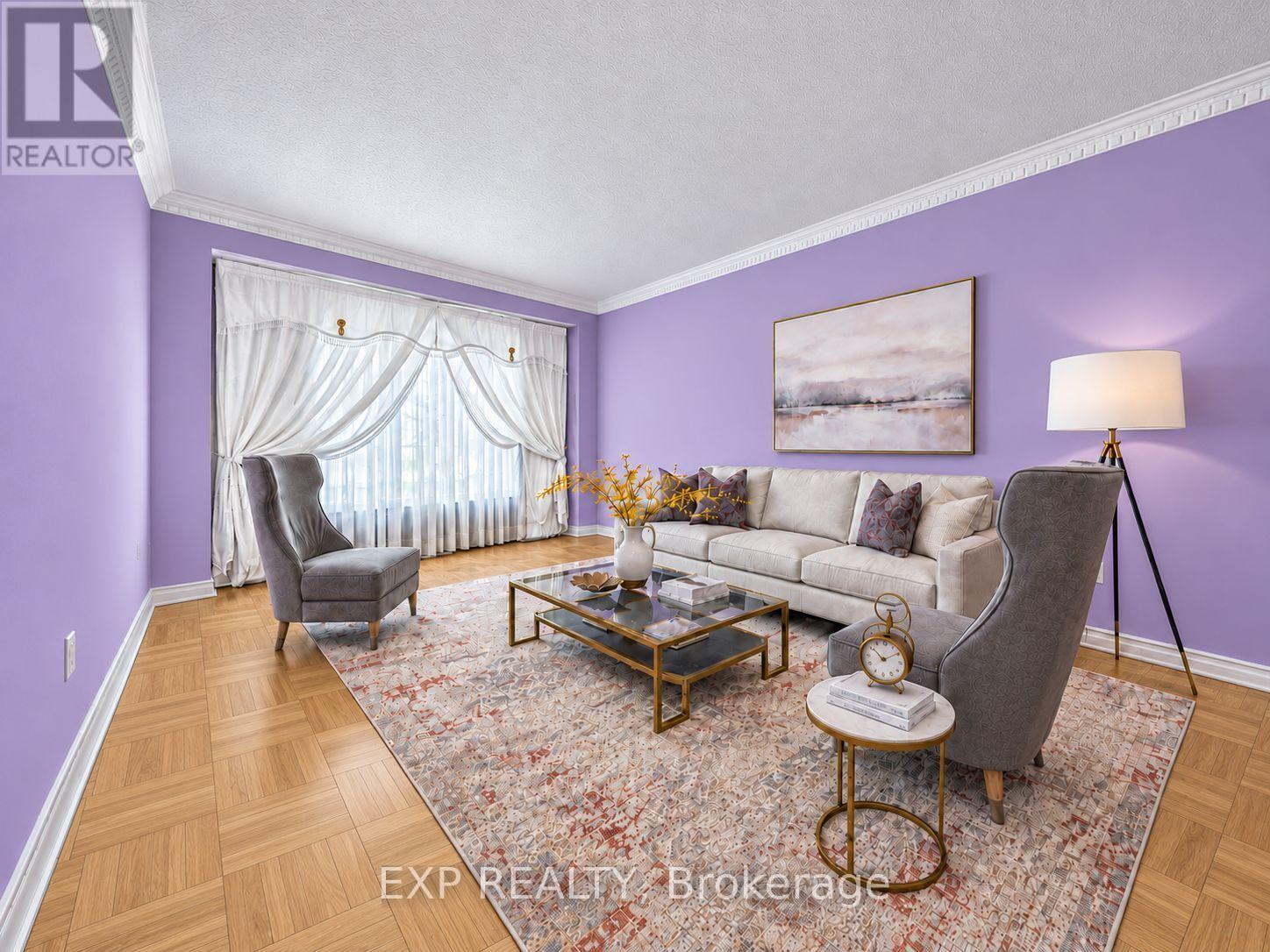 19 Springbrook Drive, Richmond Hill, Ontario  L4B 3R9 - Photo 4 - N13805062