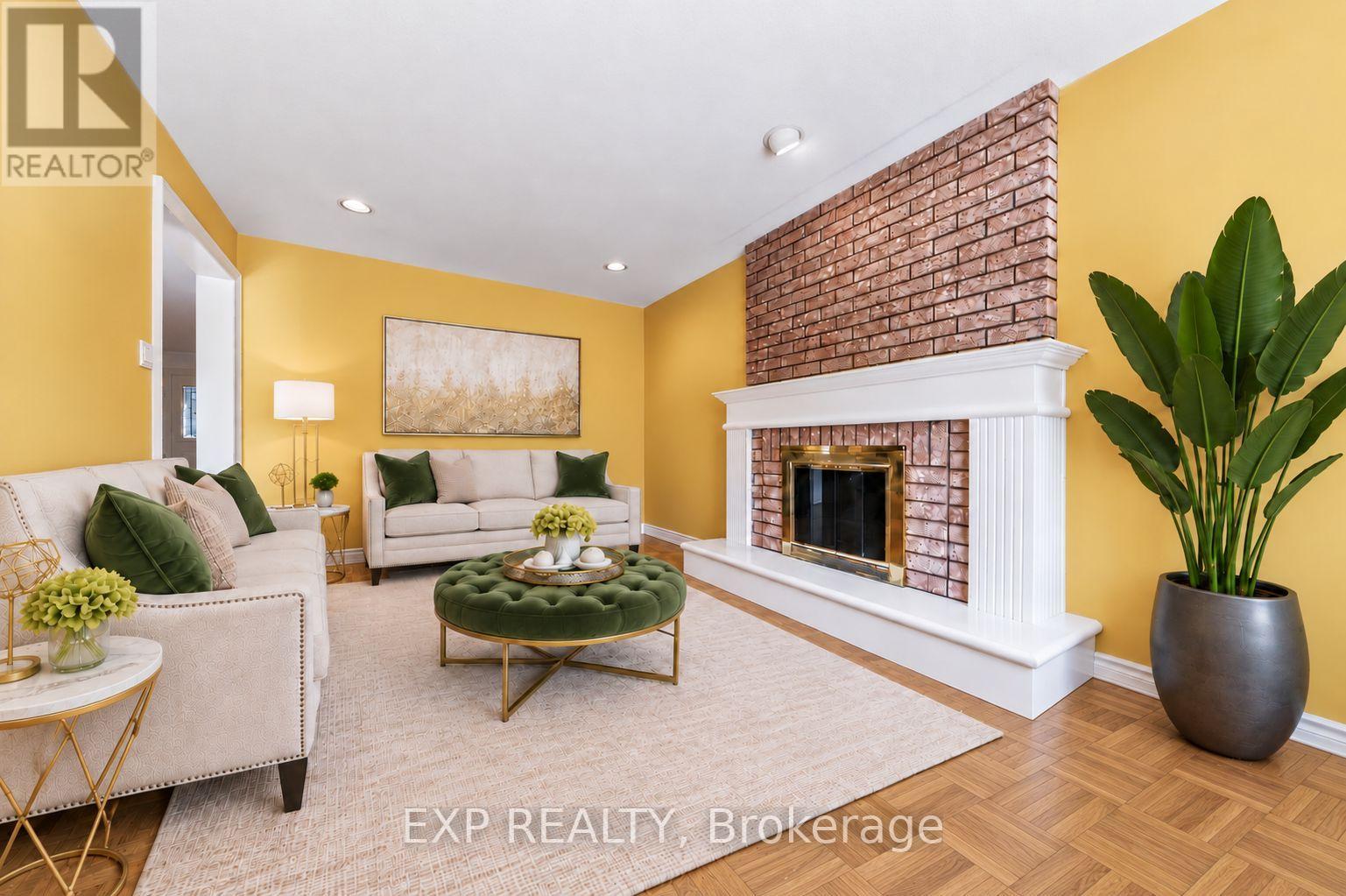 19 Springbrook Drive, Richmond Hill, Ontario  L4B 3R9 - Photo 8 - N13805062