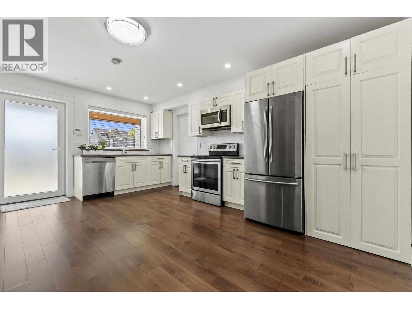 2559 Nelslon Avenue, West Vancouver, British Columbia  V7V 2R5 - Photo 2 - R3161261
