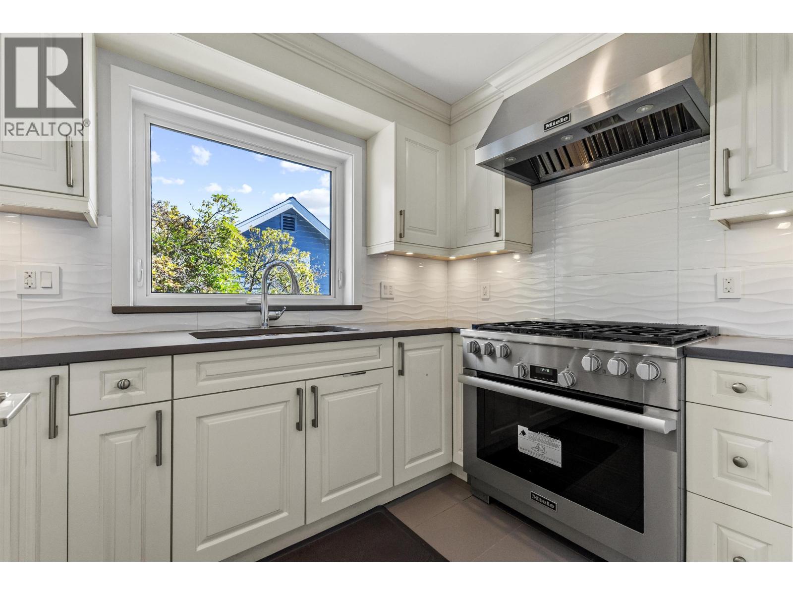 2559 Nelslon Avenue, West Vancouver, British Columbia  V7V 2R5 - Photo 23 - R3161261