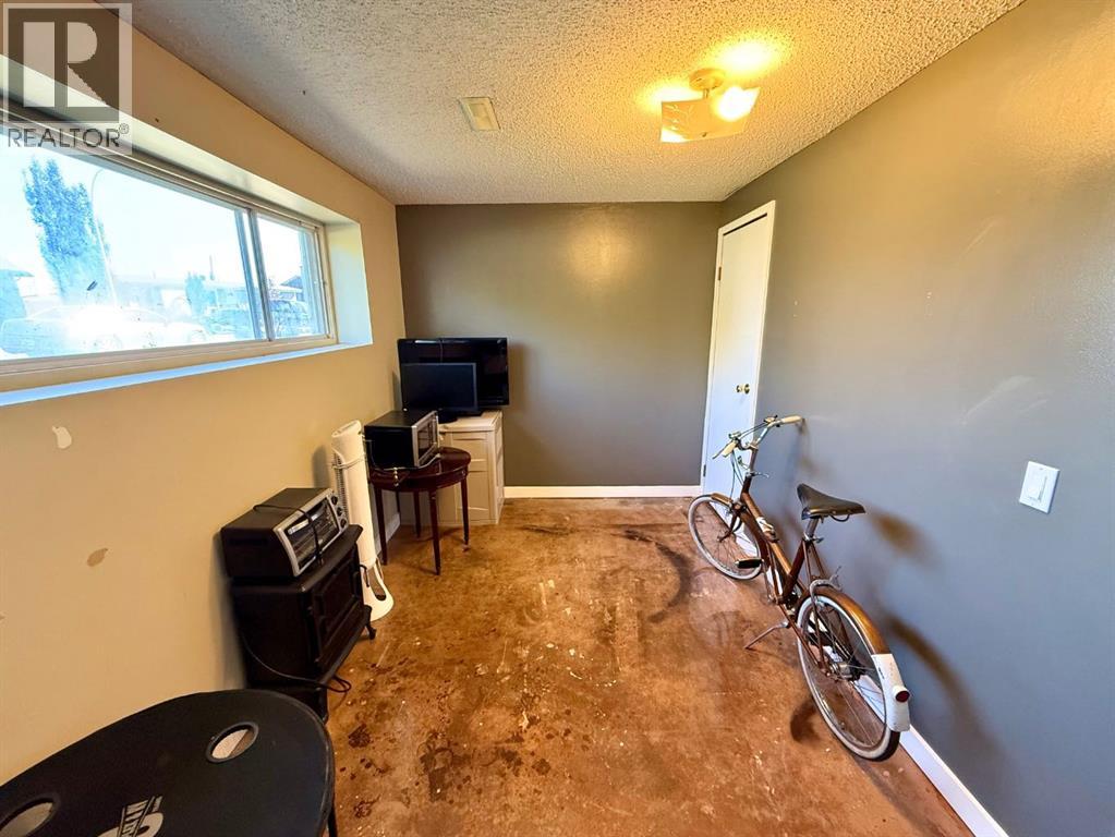 921 Ellis Crescent SE, High River, Alberta  T1V 1J1 - Photo 29 - A2347178