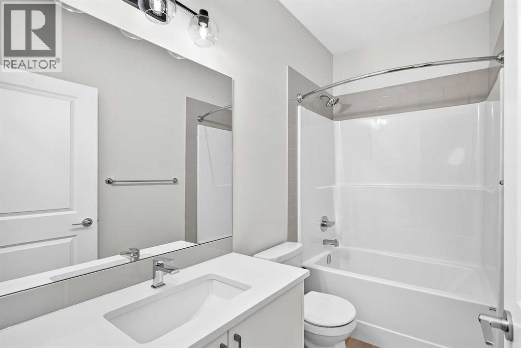 72 Lucas Gardens NW, Calgary, Alberta  T3P 2S1 - Photo 19 - A2341978