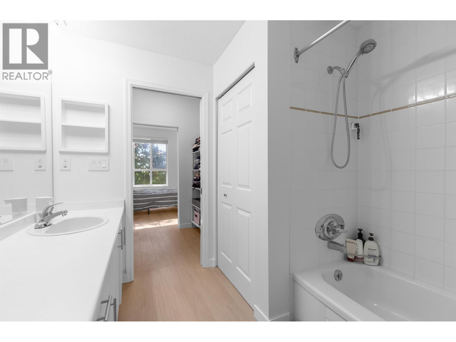 202 7300 Gilbert Road, Richmond, British Columbia  V7C 3W2 - Photo 16 - R3168085