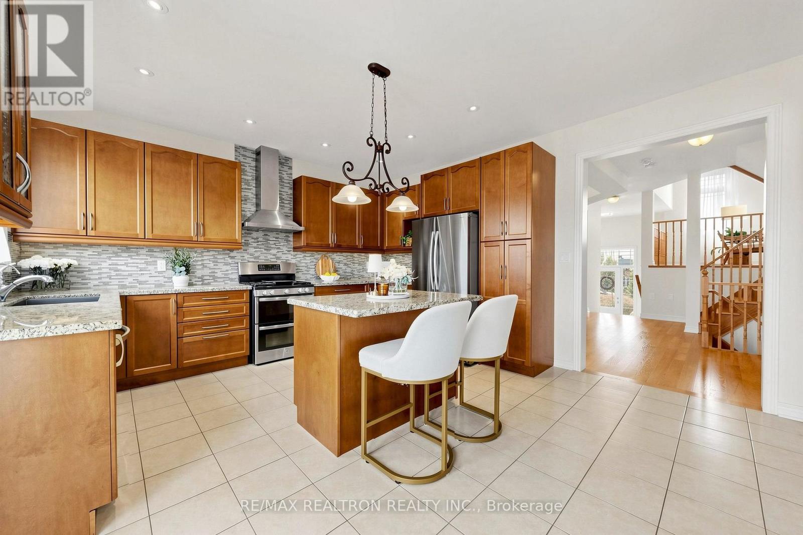 165 Sharpe Crescent, New Tecumseth, Ontario  L0G 1W0 - Photo 13 - N13812362