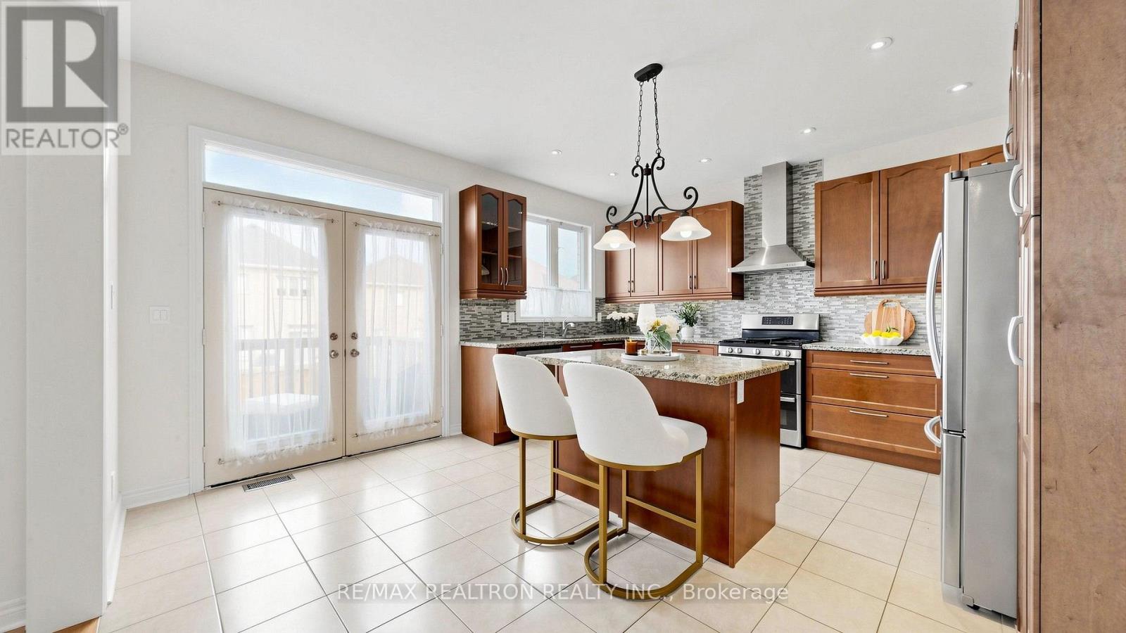 165 Sharpe Crescent, New Tecumseth, Ontario  L0G 1W0 - Photo 14 - N13812362