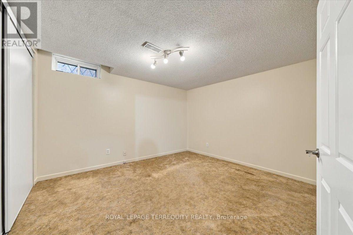 118 Leander Street, Brampton, Ontario  L6S 3N8 - Photo 32 - W13812374