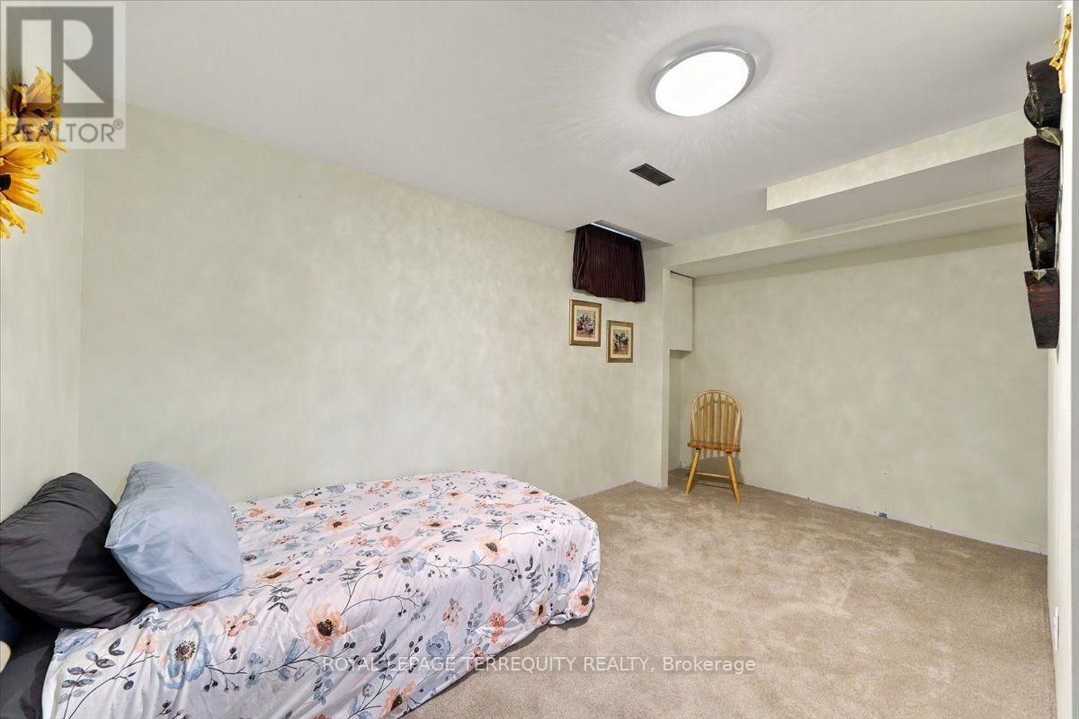 118 Leander Street, Brampton, Ontario  L6S 3N8 - Photo 33 - W13812374