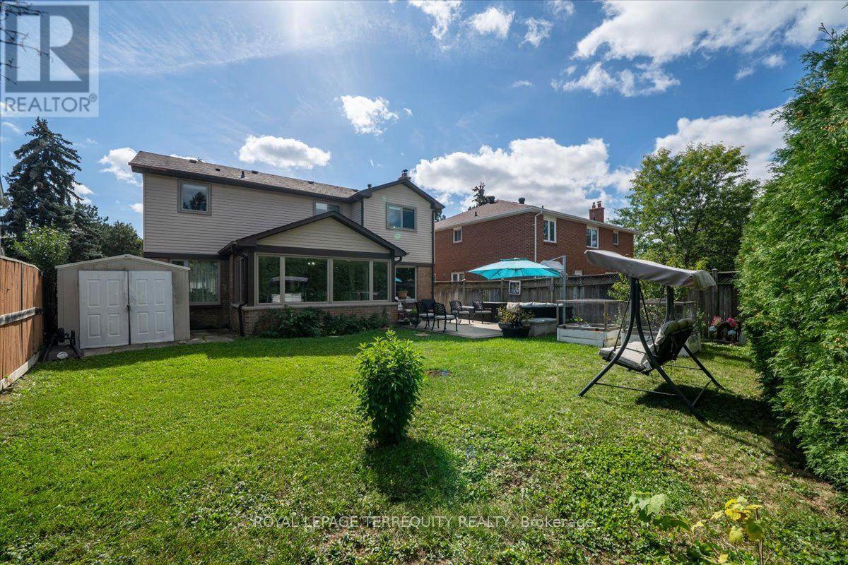 118 Leander Street, Brampton, Ontario  L6S 3N8 - Photo 37 - W13812374