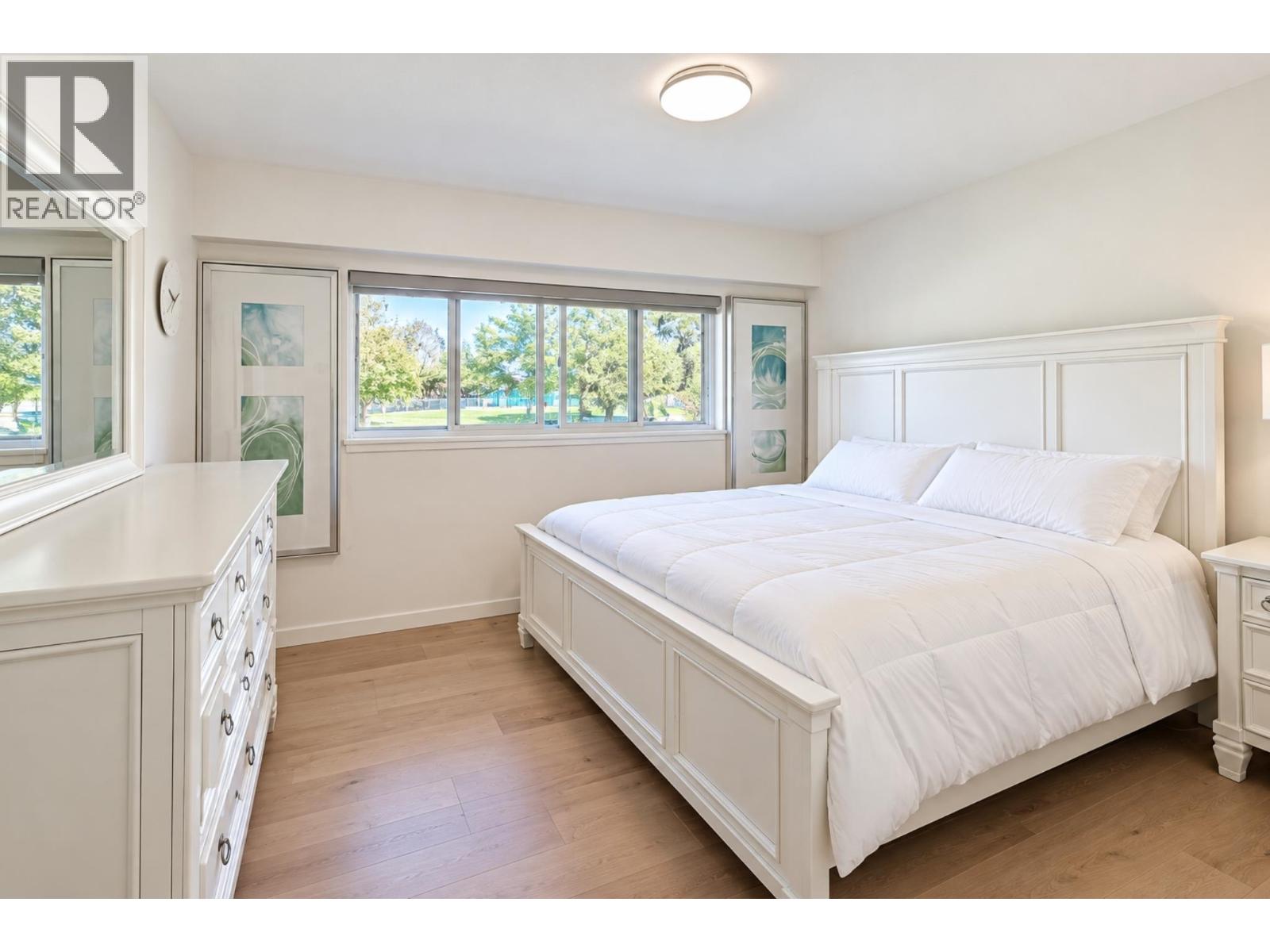 1070 Stratford Avenue, Burnaby, British Columbia  V5B 3X8 - Photo 10 - R3167542