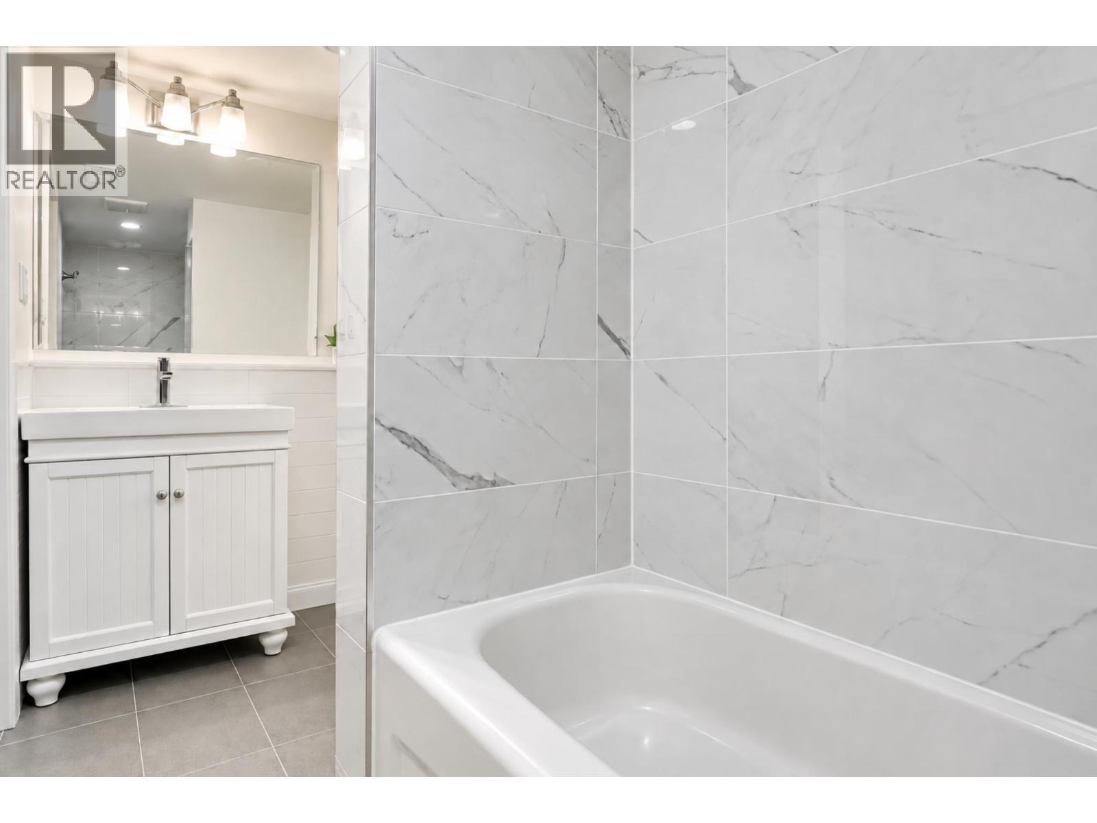 1070 Stratford Avenue, Burnaby, British Columbia  V5B 3X8 - Photo 18 - R3167542