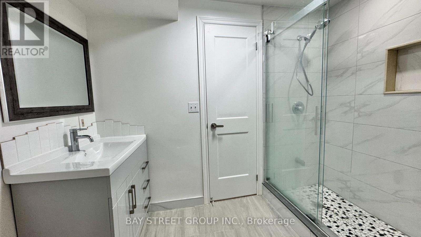 8223 Marcon Street, Niagara Falls, Ontario  L2H 3A9 - Photo 29 - X13812370