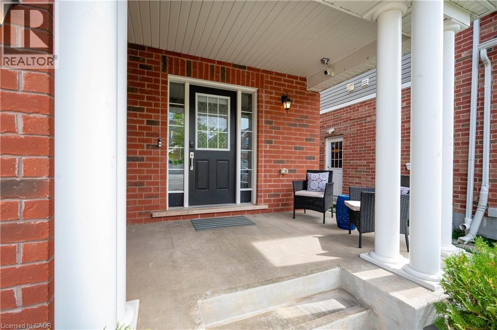 19 Glenvista Drive, Kitchener, Ontario  N2R 1P6 - Photo 4 - 40864890