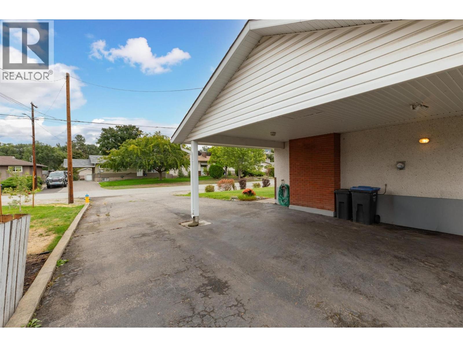 430 Perth Road, Kelowna, British Columbia  V1X 3R4 - Photo 3 - 10401234