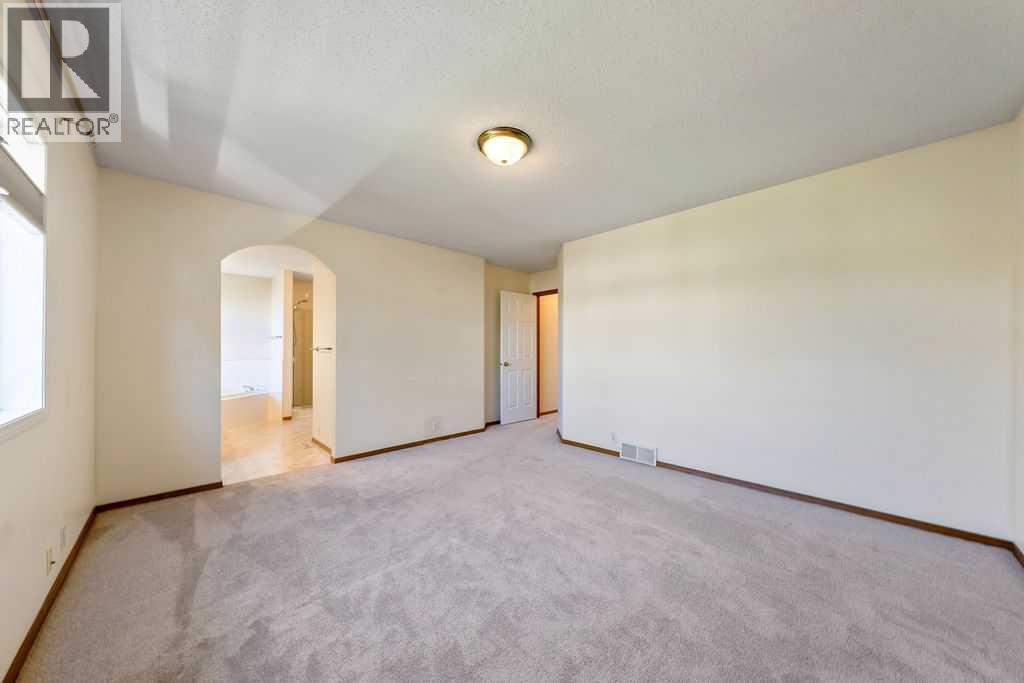 472 Douglas Glen Point SE, Calgary, Alberta  T2Z 3G4 - Photo 40 - A2346107