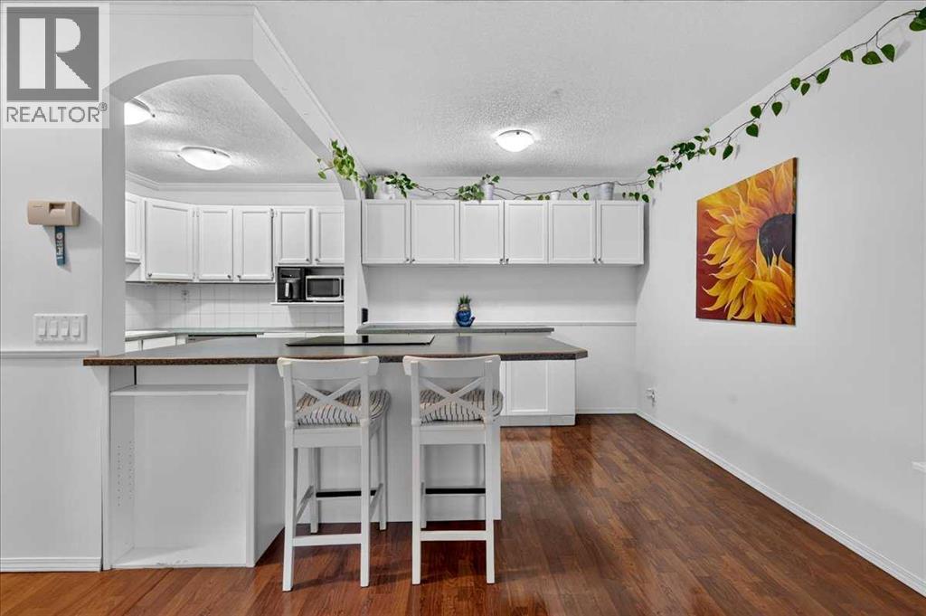 305, 11010 Bonaventure Drive SE, Calgary, Alberta  T2J 3A8 - Photo 6 - A2346119