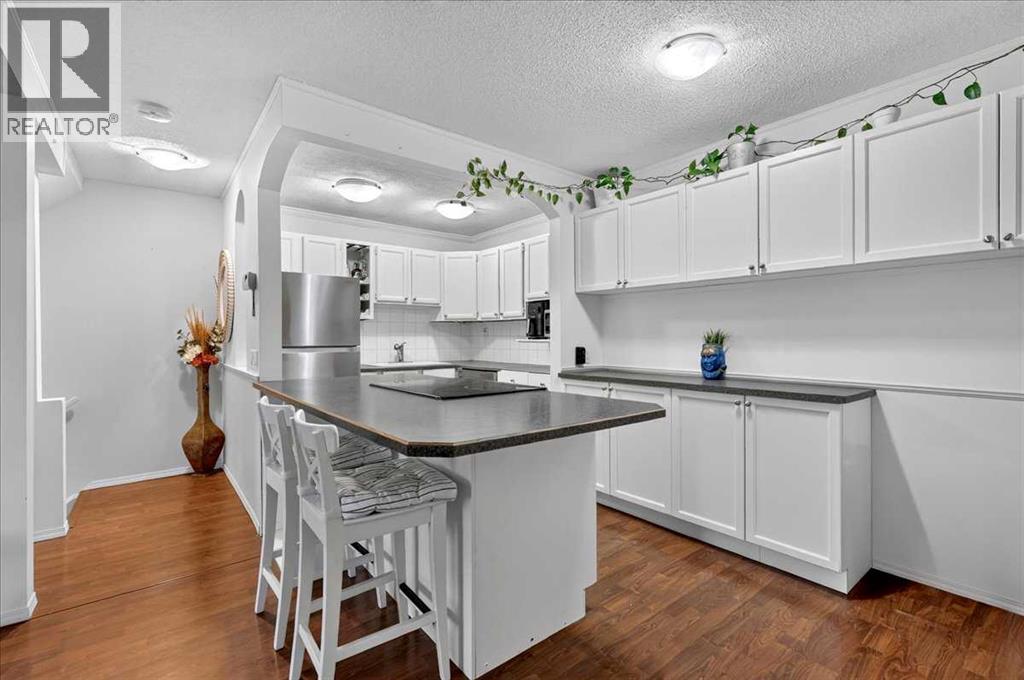 305, 11010 Bonaventure Drive SE, Calgary, Alberta  T2J 3A8 - Photo 7 - A2346119