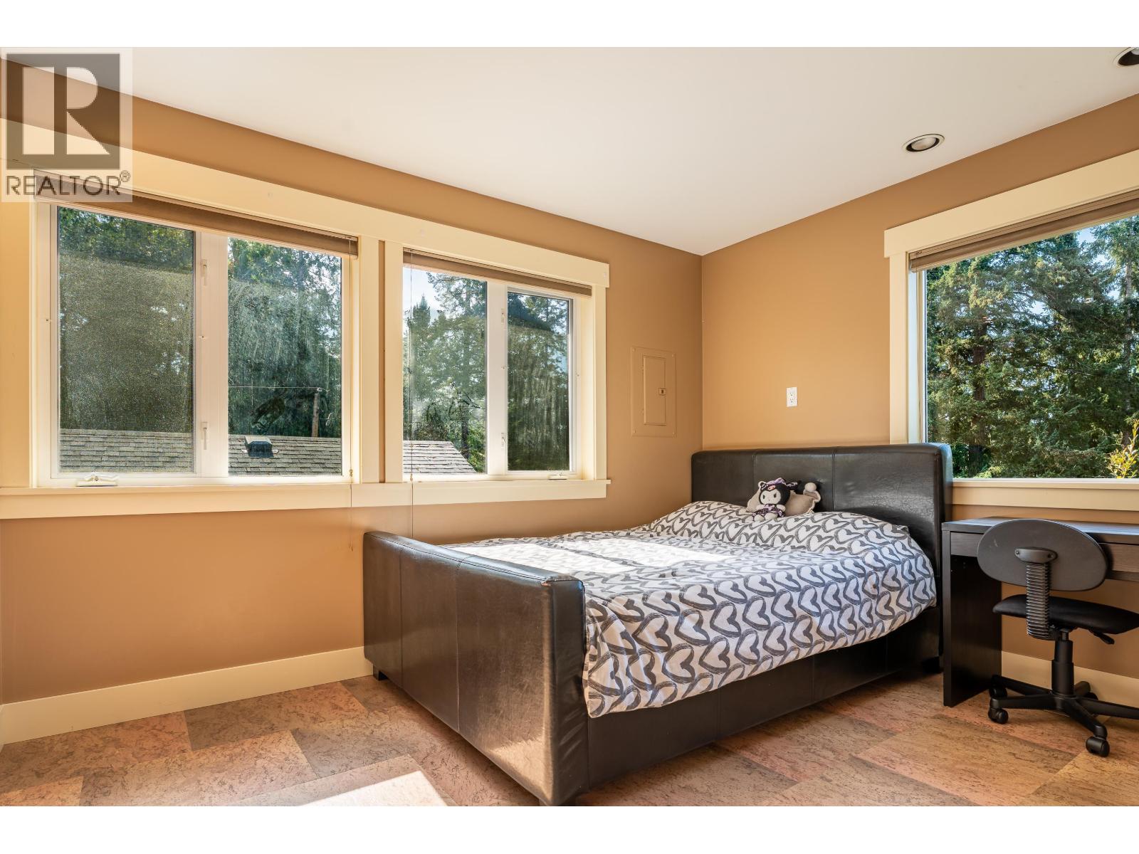 5393 Sans Souci Road, Halfmoon Bay, British Columbia  V7Z 1B6 - Photo 15 - R3166980