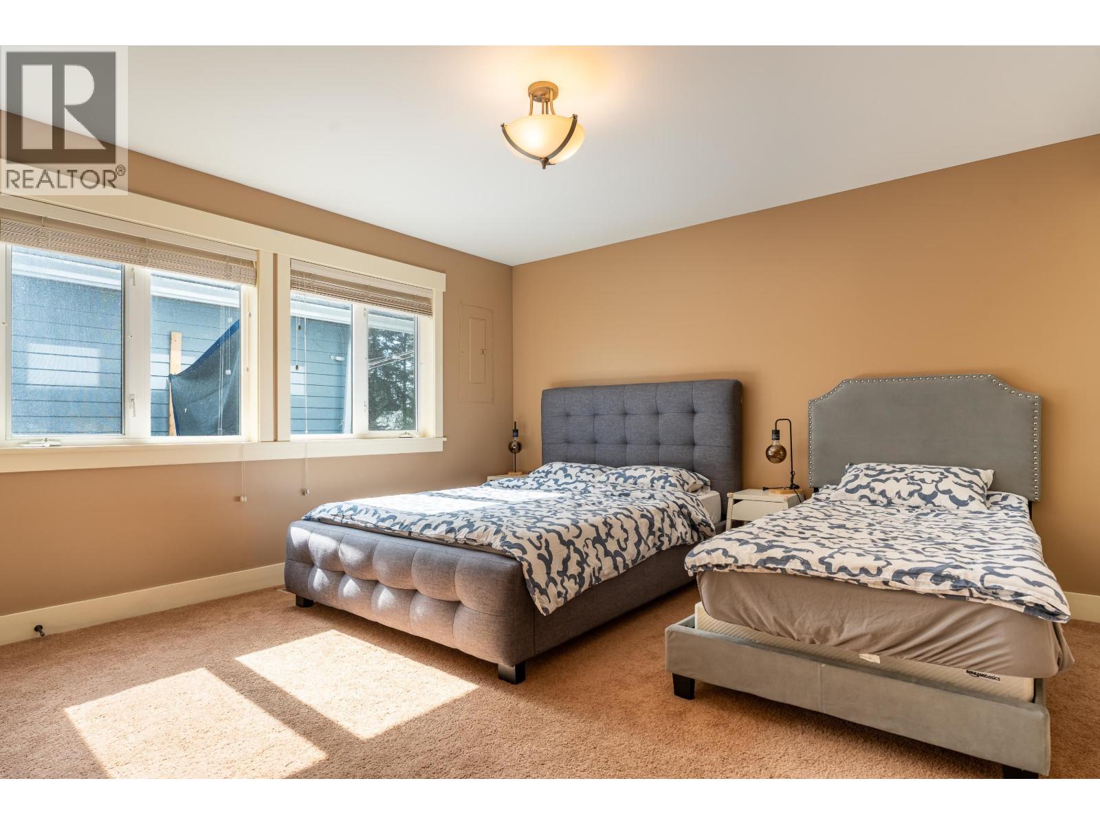 5393 Sans Souci Road, Halfmoon Bay, British Columbia  V7Z 1B6 - Photo 11 - R3166980