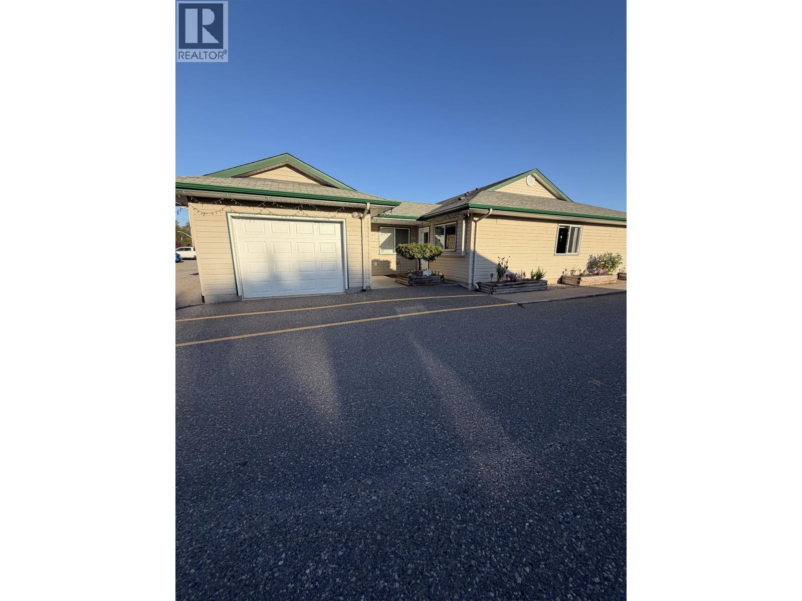 501 2889 FERRY AVENUE, Prince George, British Columbia