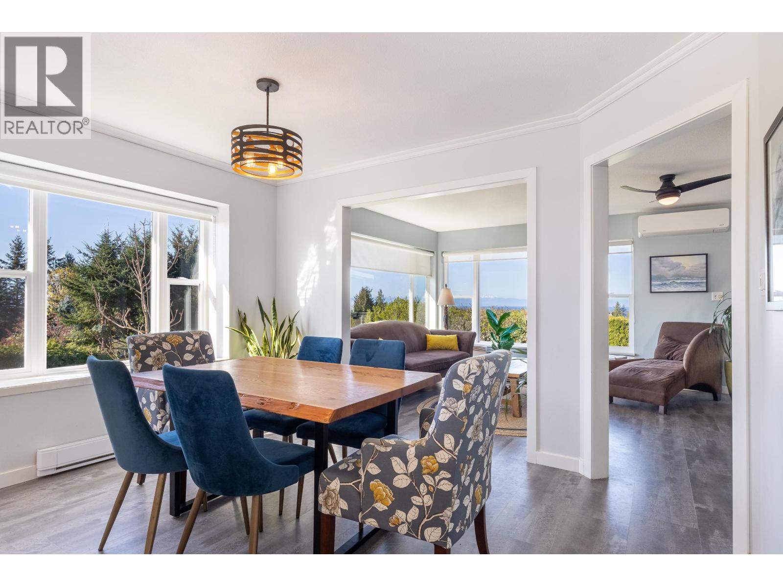 5007 Laurel Avenue, Sechelt, British Columbia  V7Z 0B9 - Photo 7 - R3110122