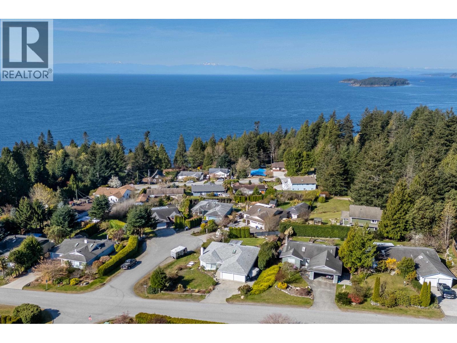5007 Laurel Avenue, Sechelt, British Columbia  V7Z 0B9 - Photo 9 - R3110122