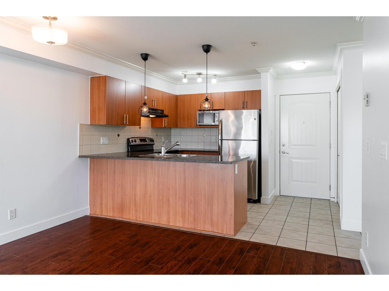 222 17769 57 AVENUE photo 15