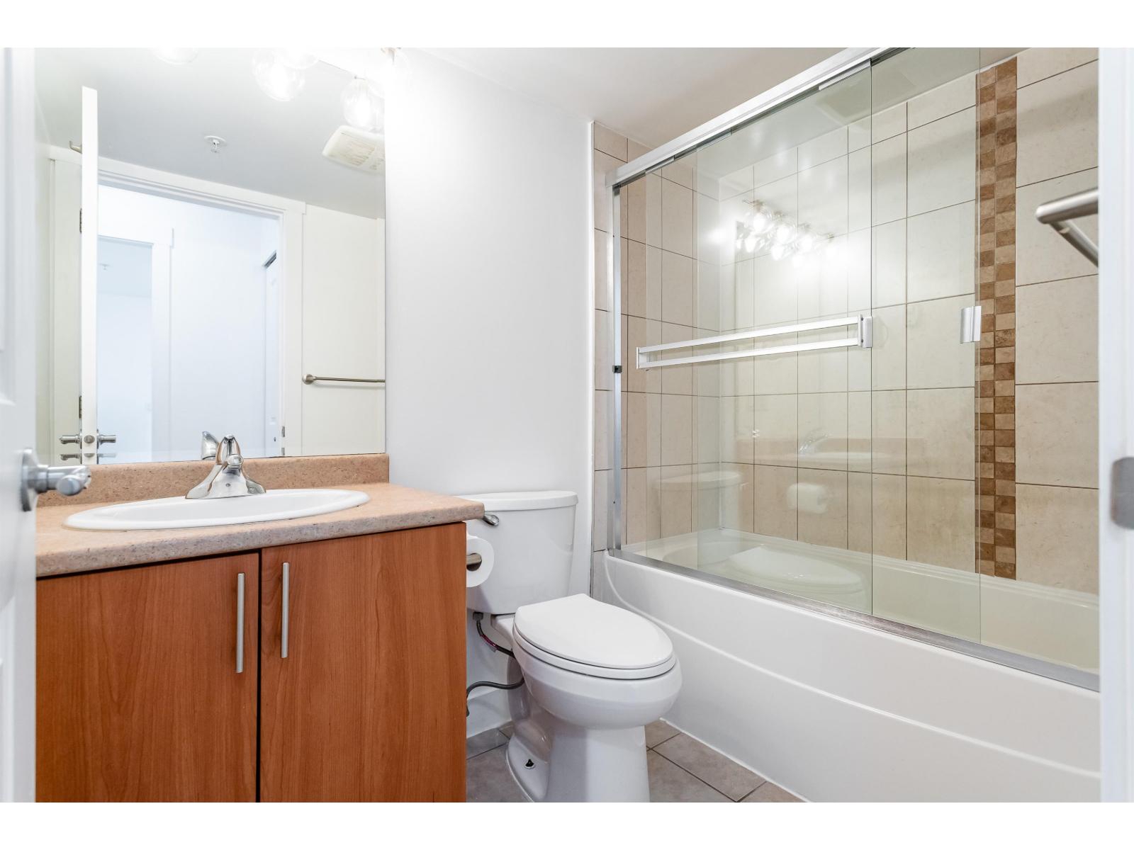 222 17769 57 AVENUE photo 4