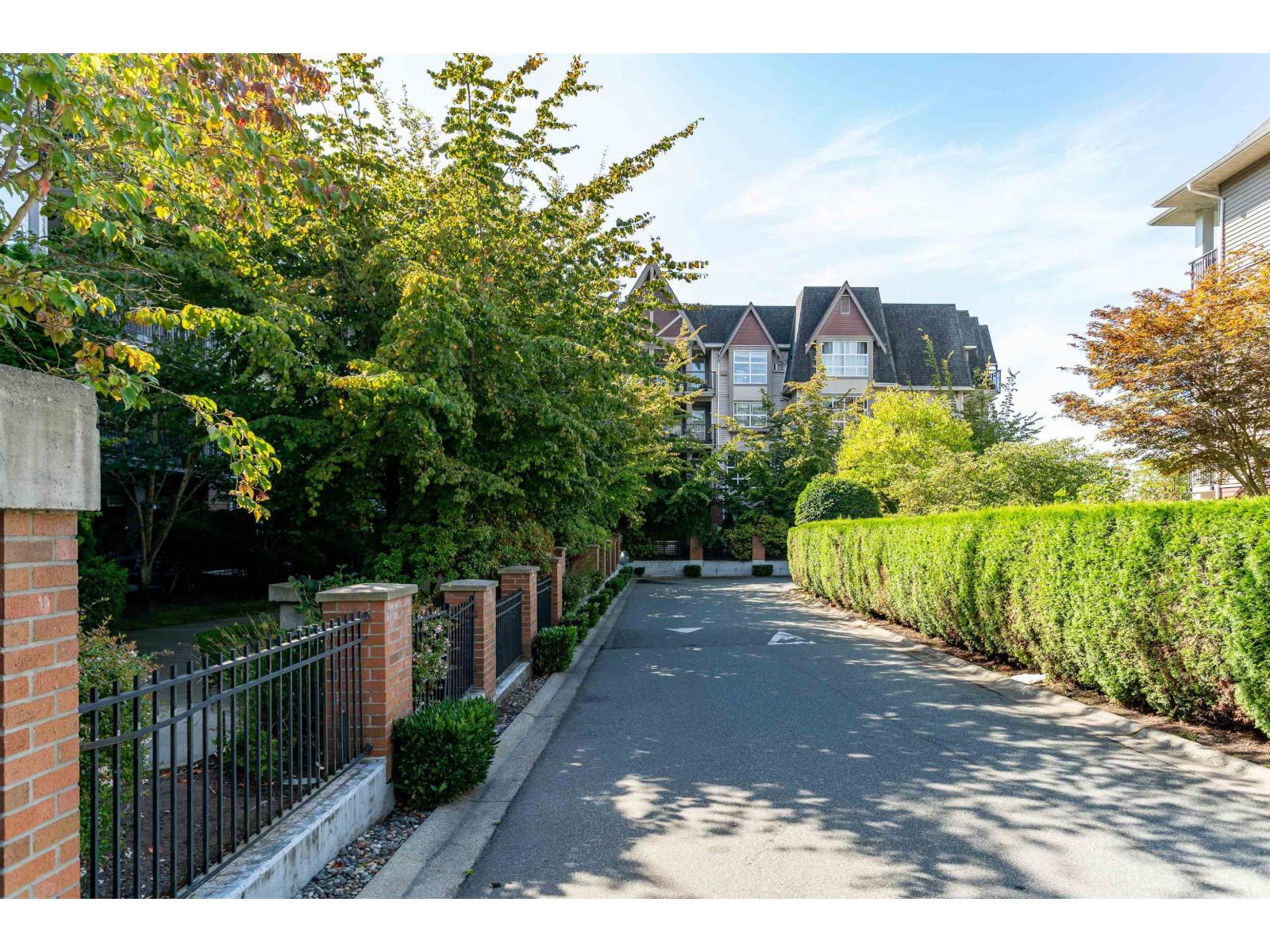 222 17769 57 AVENUE photo 38