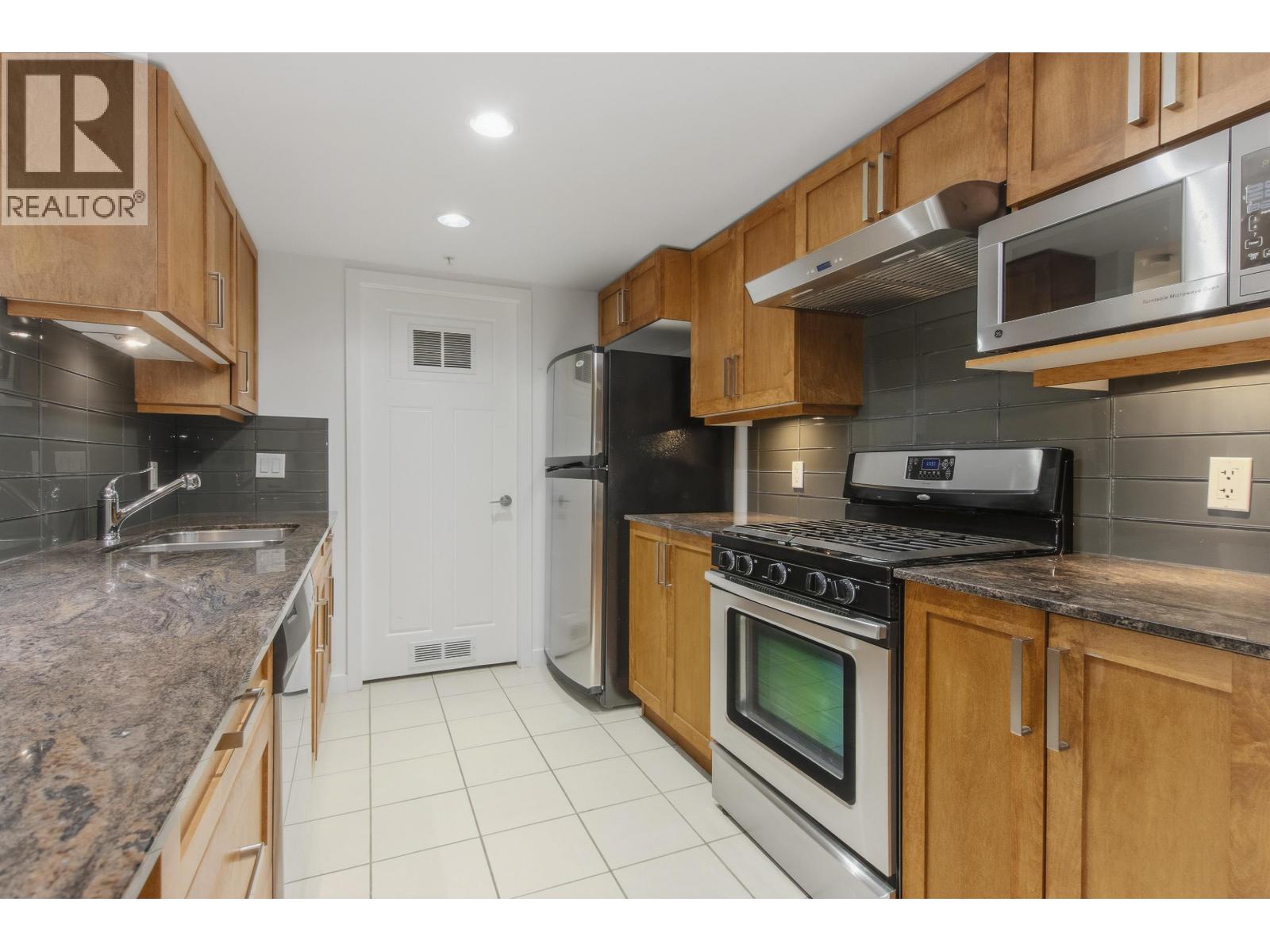 115 1212 Main Street, Squamish, British Columbia  V8B 0S1 - Photo 11 - R3165432
