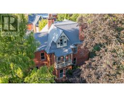 105 VANSITTART AVENUE, Woodstock, Ontario