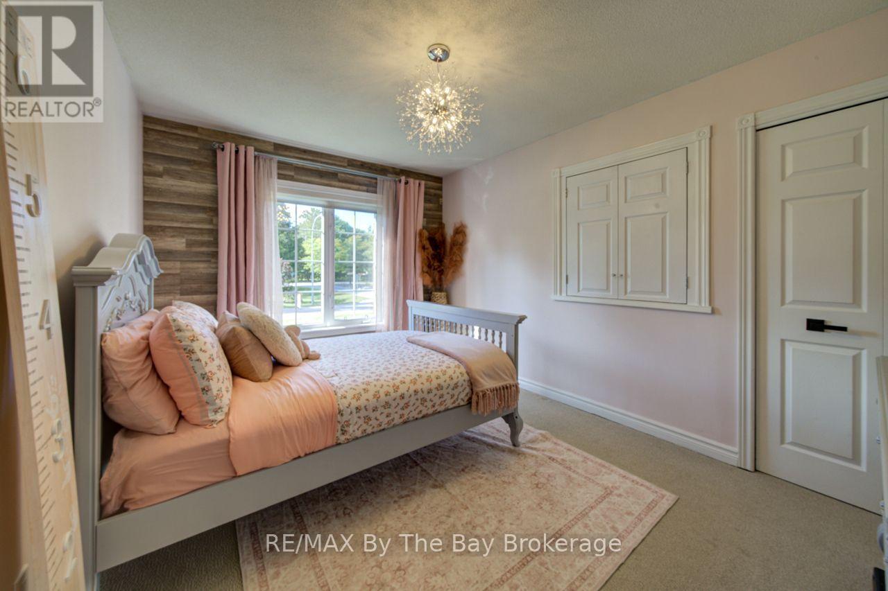 29 Downer Crescent, Wasaga Beach, Ontario  L9Z 1C3 - Photo 18 - S13812478