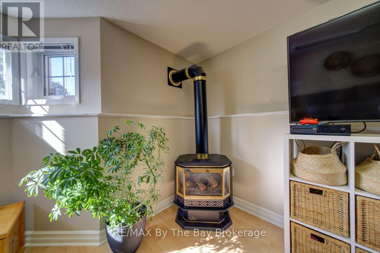 29 Downer Crescent, Wasaga Beach, Ontario  L9Z 1C3 - Photo 31 - S13812478