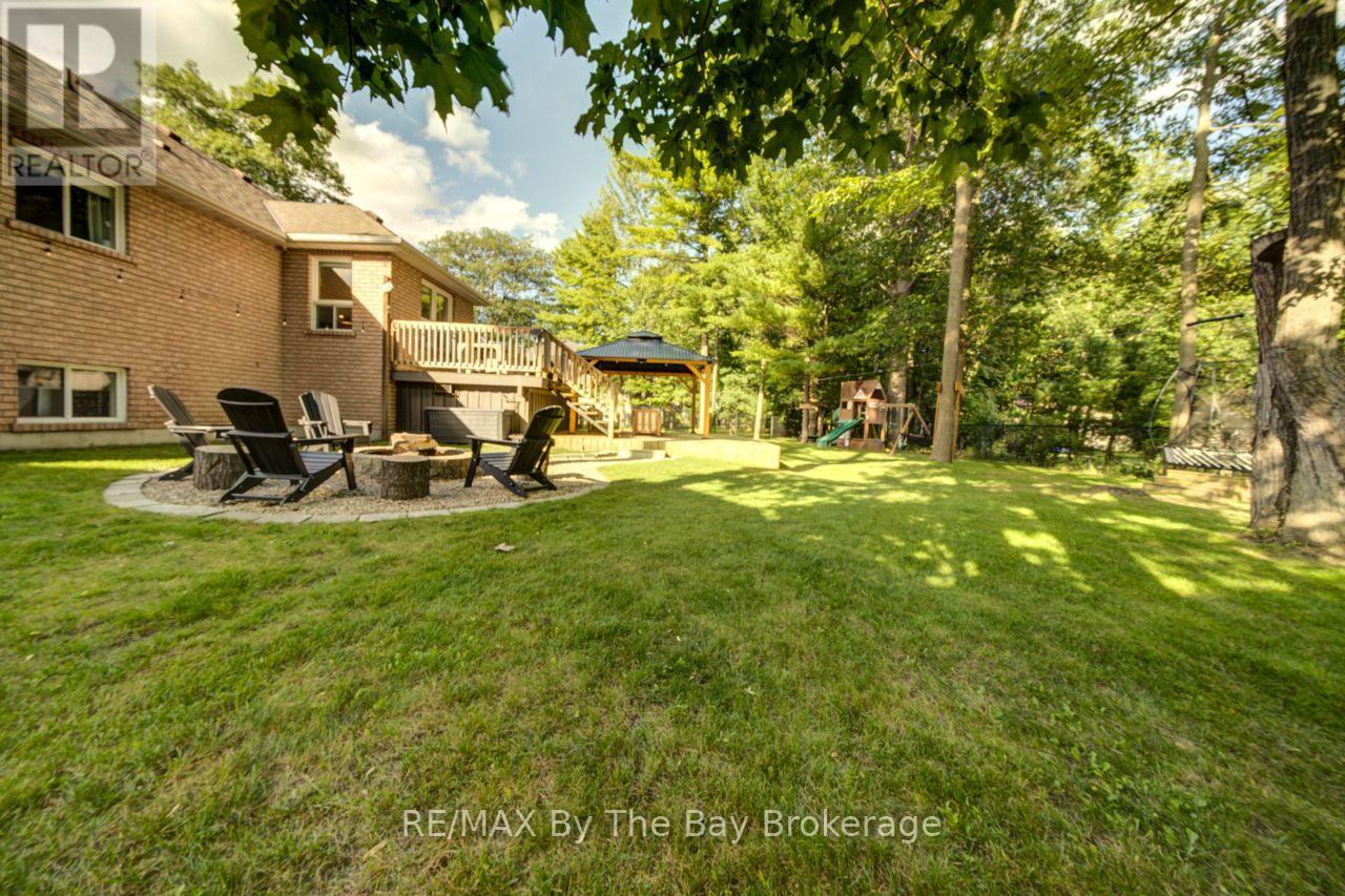 29 Downer Crescent, Wasaga Beach, Ontario  L9Z 1C3 - Photo 37 - S13812478