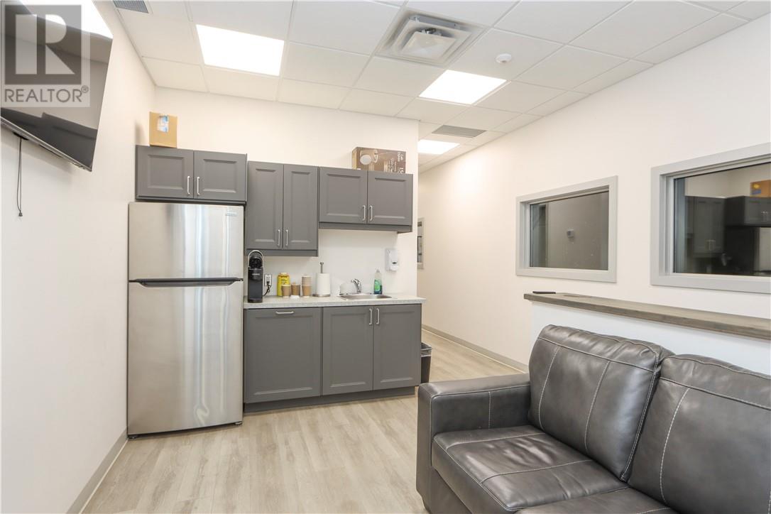 210 Falconbridge Road, Sudbury, Ontario  P3A 5K3 - Photo 44 - 2130502