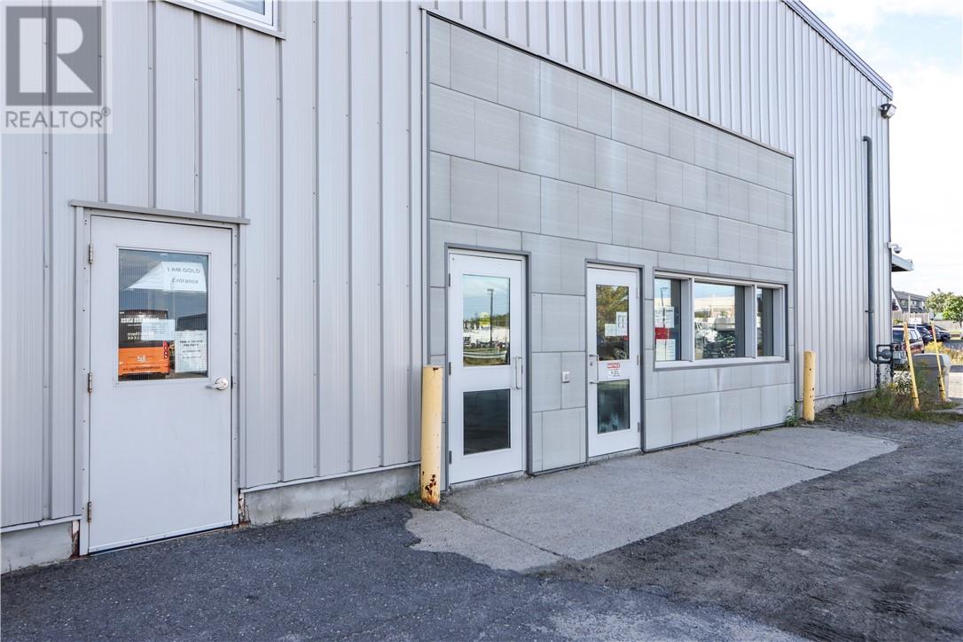 210 Falconbridge Road, Sudbury, Ontario  P3A 5K3 - Photo 5 - 2130502