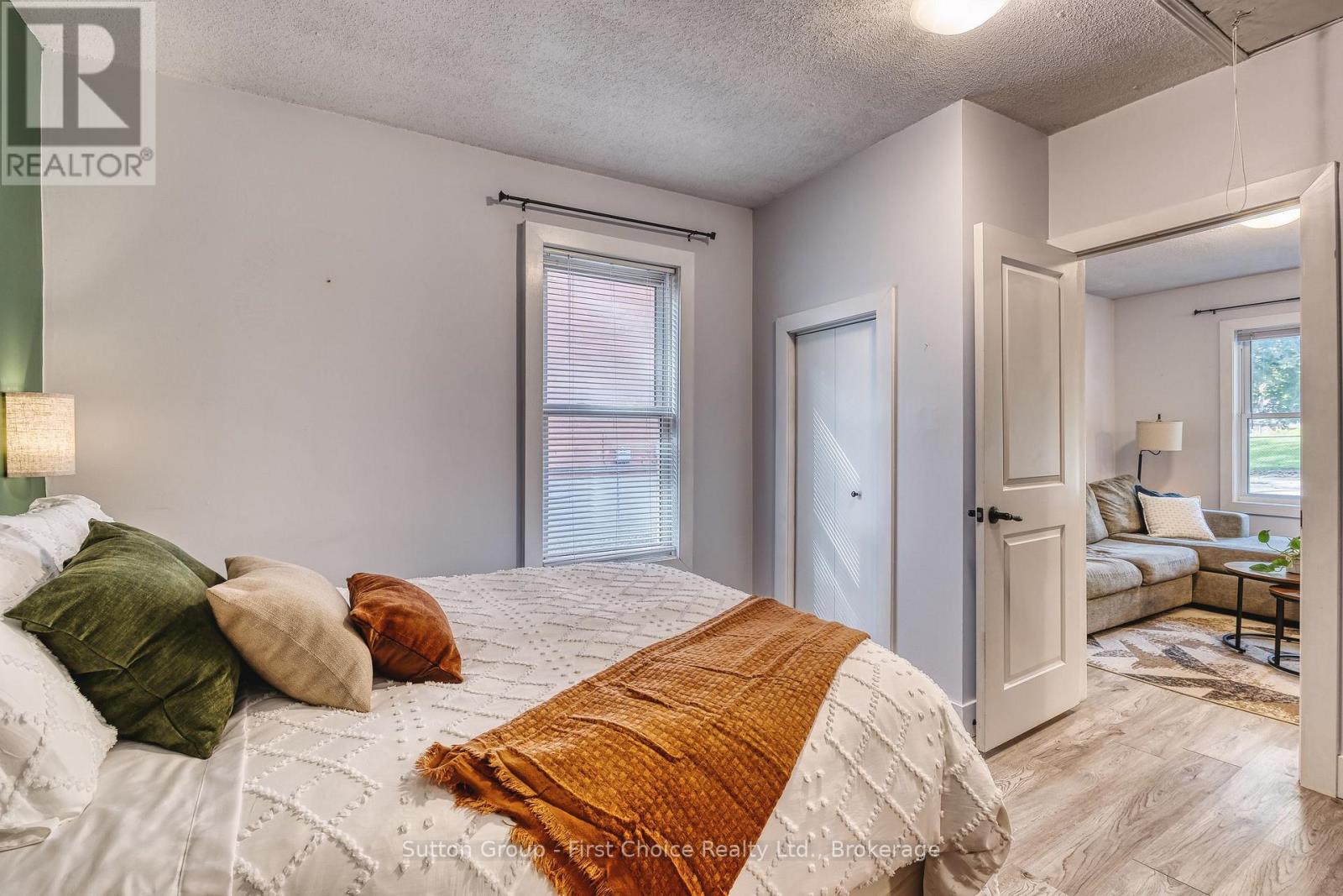 157 Front Street S, Stratford, Ontario  N5A 4H5 - Photo 15 - X13812486
