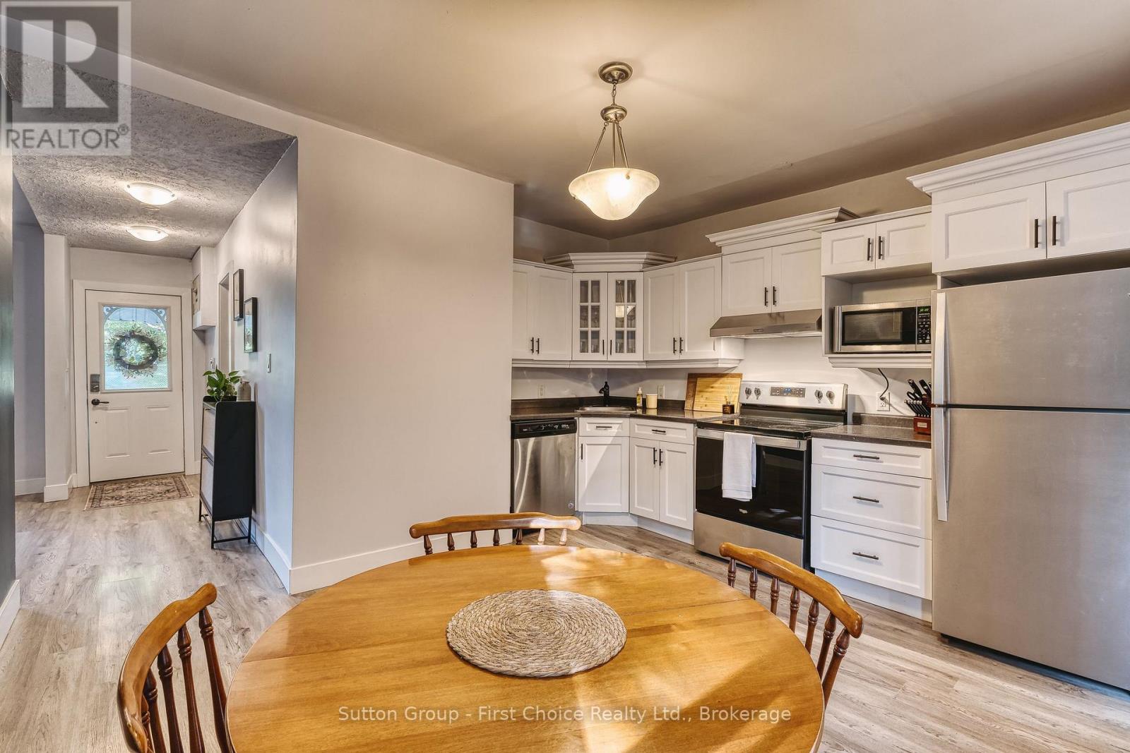 157 Front Street S, Stratford, Ontario  N5A 4H5 - Photo 17 - X13812486