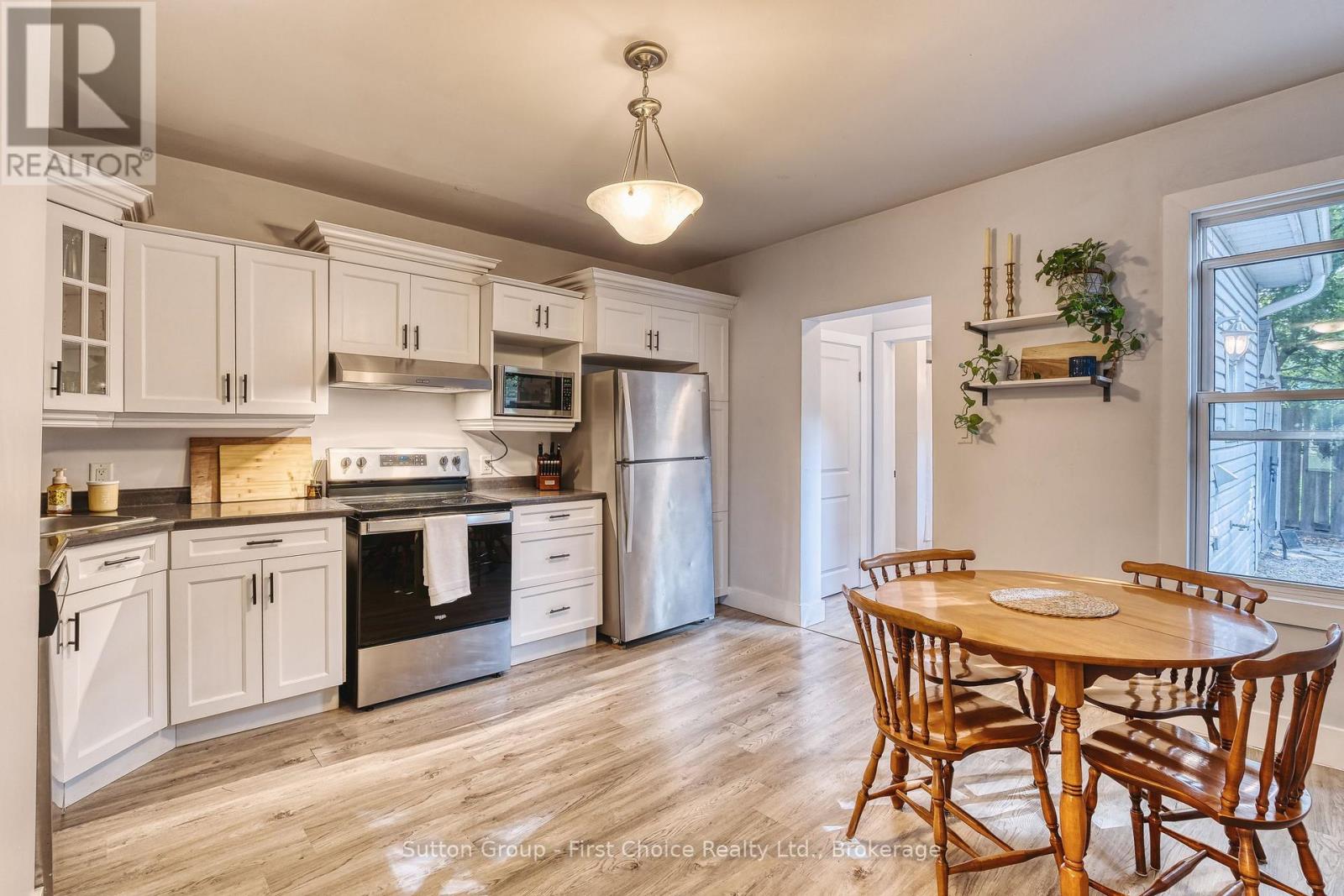 157 Front Street S, Stratford, Ontario  N5A 4H5 - Photo 19 - X13812486