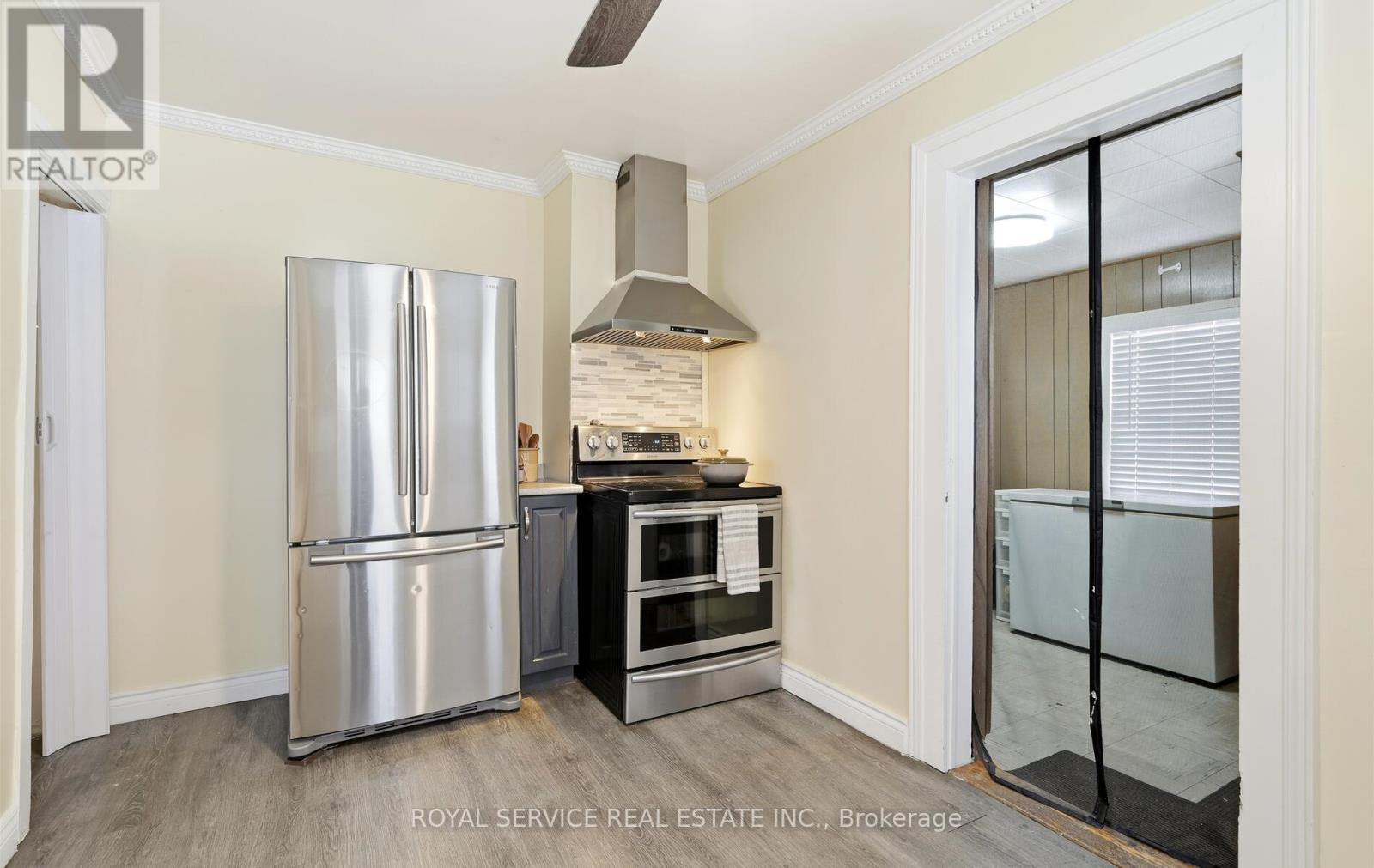 14 Liberty Place, Clarington, Ontario  L1C 1W6 - Photo 13 - E13812458