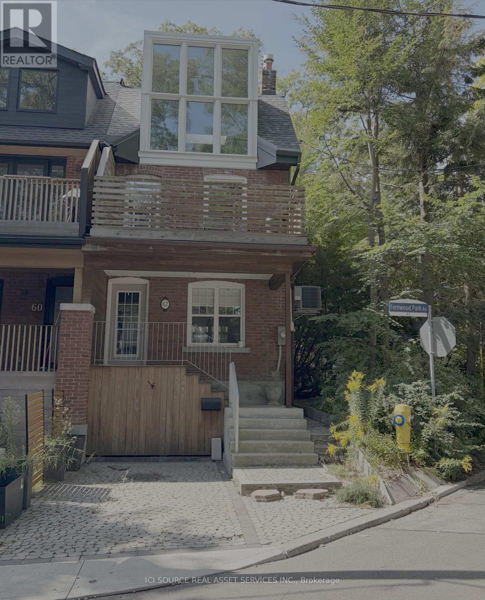UPPER - 62 FERNWOOD PARK AVENUE, Toronto, Ontario