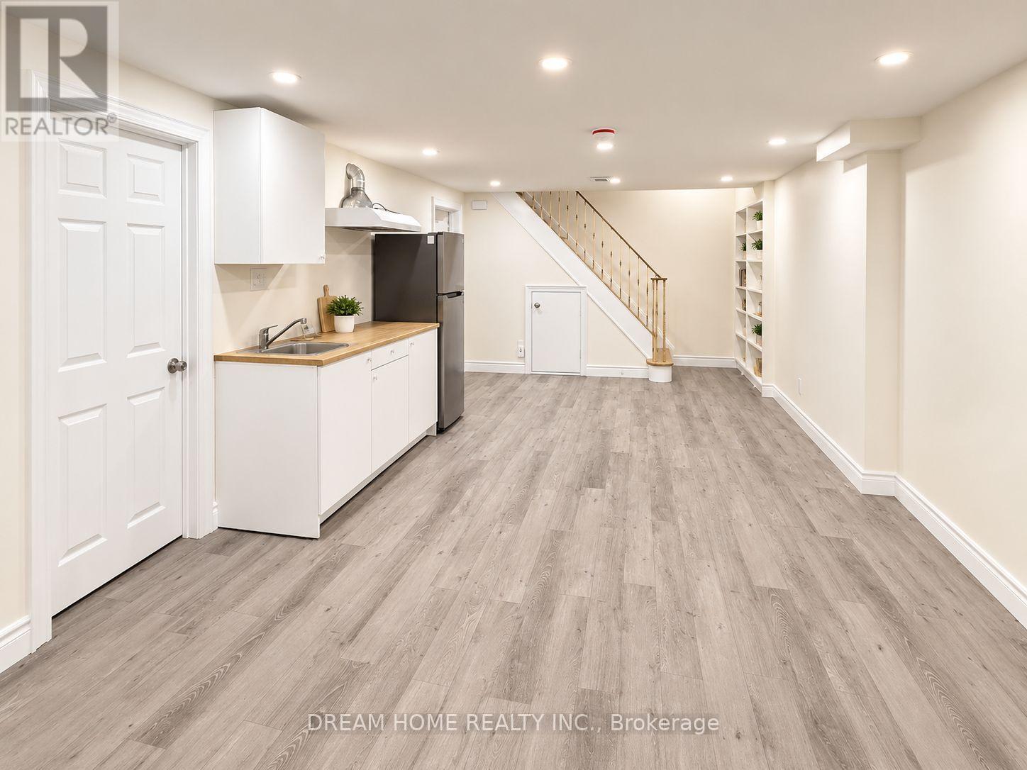 70 Rainier Square, Toronto, Ontario  M1T 2Z9 - Photo 2 - E13775812