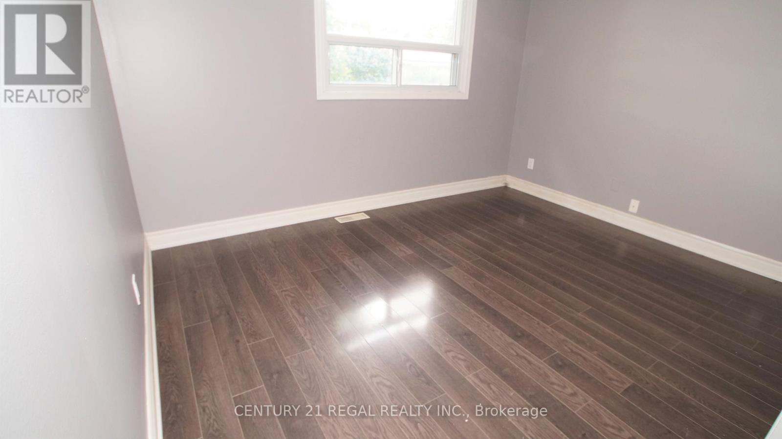 Main - 32 Niantic Crescent, Toronto, Ontario  M3A 2H7 - Photo 8 - C13509744