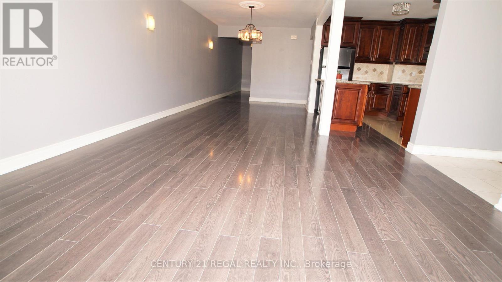 Main - 32 Niantic Crescent, Toronto, Ontario  M3A 2H7 - Photo 3 - C13509744