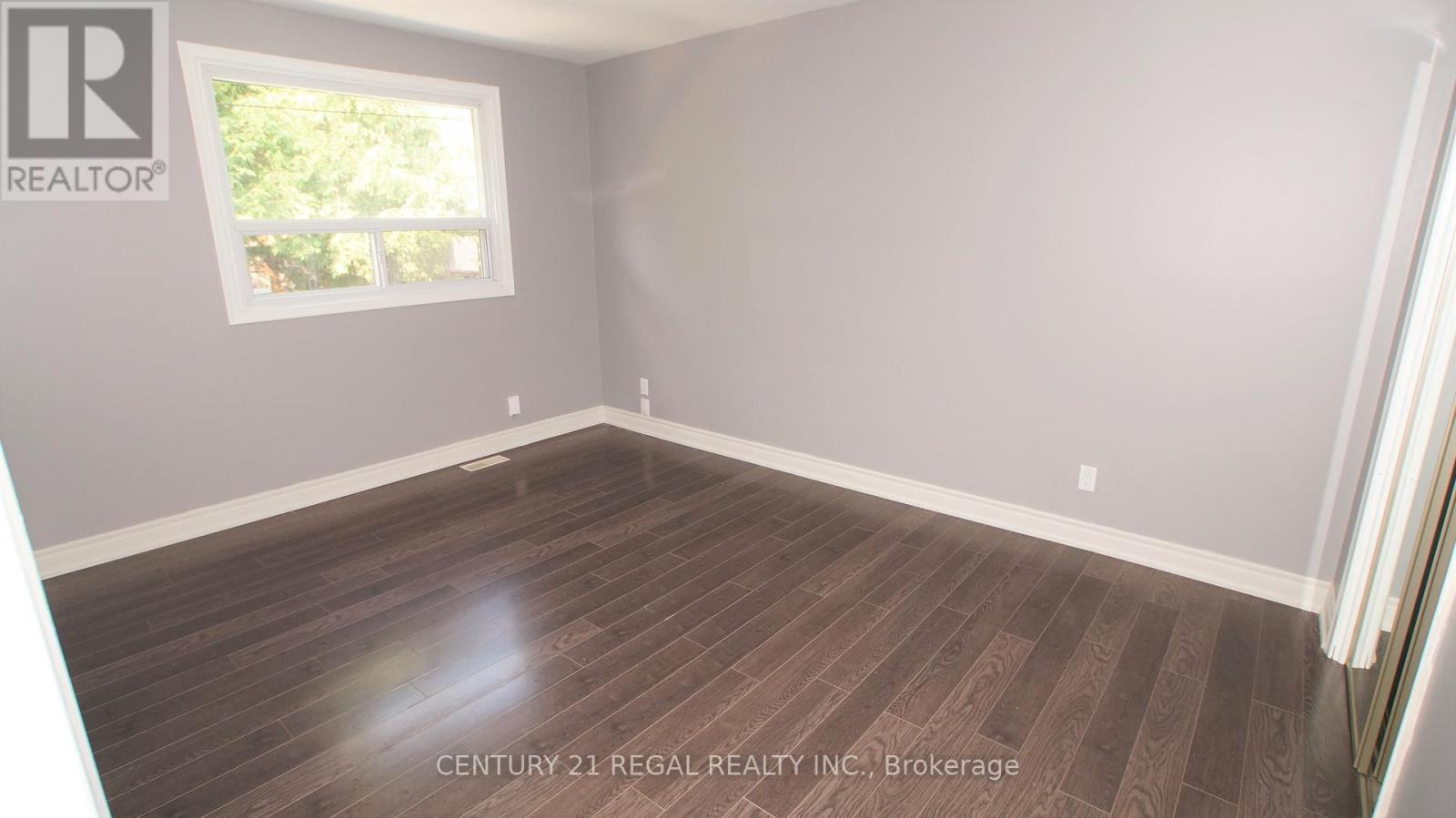 Main - 32 Niantic Crescent, Toronto, Ontario  M3A 2H7 - Photo 9 - C13509744