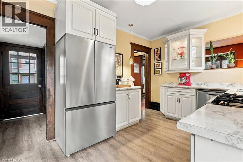 147 Park Street, Waterloo, Ontario  N2L 1Y5 - Photo 18 - 40862858