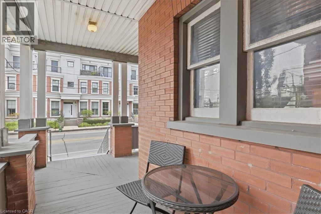 147 Park Street, Waterloo, Ontario  N2L 1Y5 - Photo 7 - 40862858