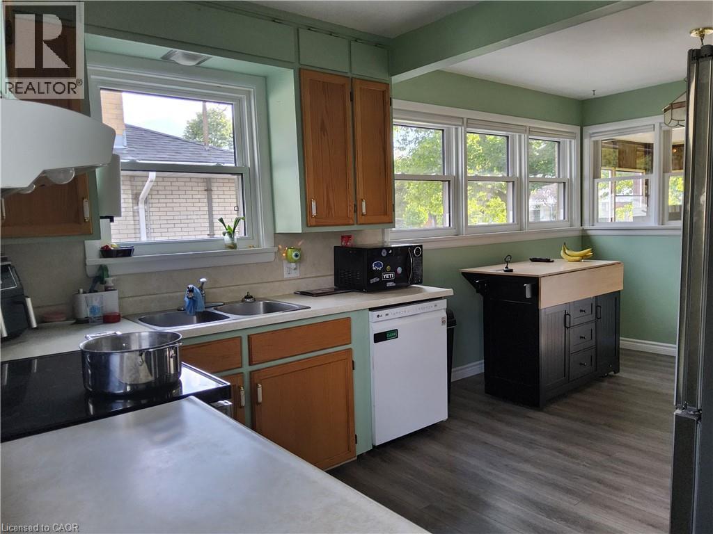 33 Lee Avenue, Simcoe, Ontario  N3Y 3K3 - Photo 5 - 40864780